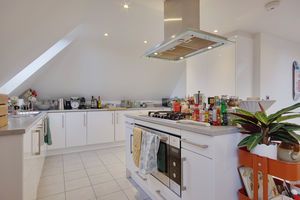 Open Plan Kitchen/Diner- click for photo gallery